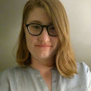 Meet your Posher, Casey